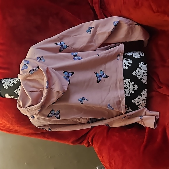 No Boundaries pink Cropped butterfly hoodie - Picture 4 of 7